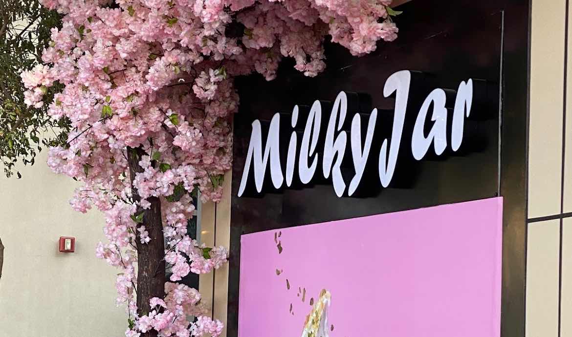 Saya Milky Jar